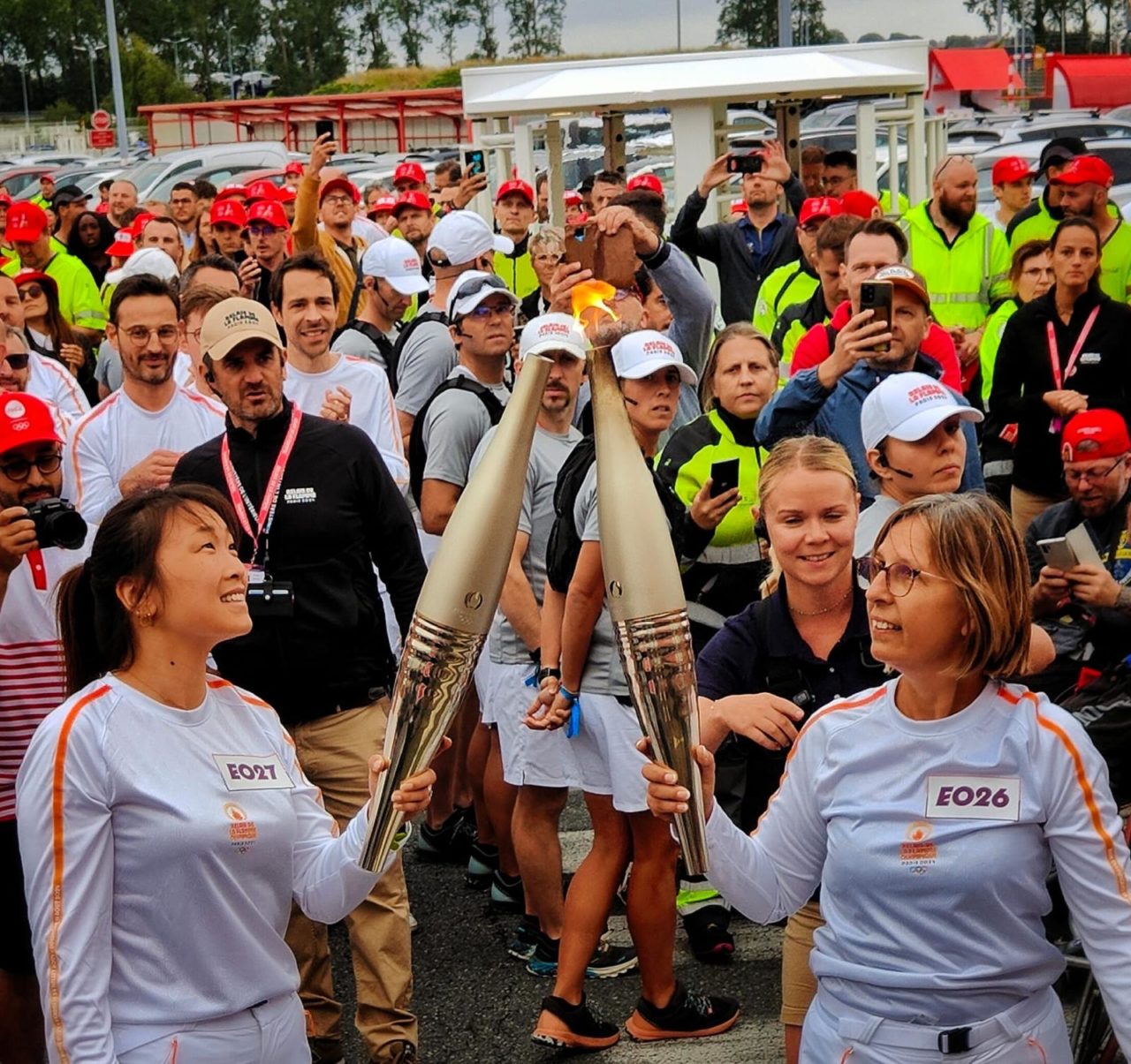 🔥 En avant-première sur notre territoire, La Flamme Olympique passe par l’un des grands partenaires mondiaux des J.O : Coca-Cola